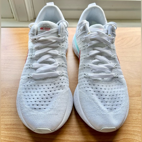Nike React Infinity Run Flyknit 2 - Picture 2 of 11